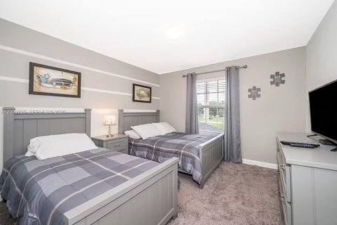 Touwnhouse à vendre à Kissimmee, Floride: 4 chambres № 2170372 - photo 19