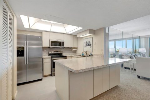 Copropriété à louer à Treasure Island, Floride: 2 chambres, 121.52 m2 № 2408200 - photo 6