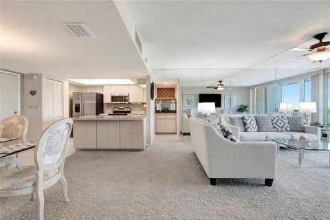 Copropriété à louer à Treasure Island, Floride: 2 chambres, 121.52 m2 № 2408200 - photo 5