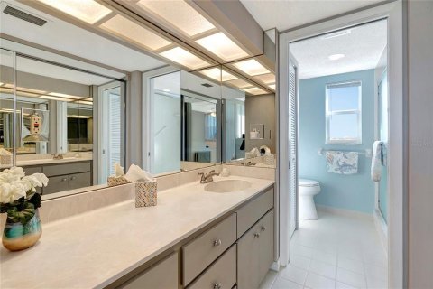 Copropriété à louer à Treasure Island, Floride: 2 chambres, 121.52 m2 № 2408200 - photo 19