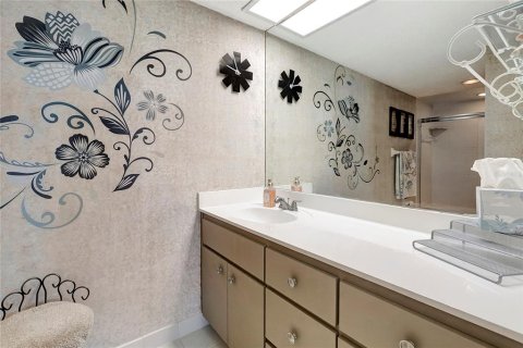 Copropriété à louer à Treasure Island, Floride: 2 chambres, 121.52 m2 № 2408200 - photo 25
