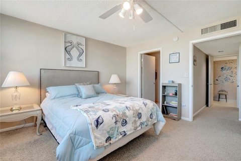 Copropriété à louer à Treasure Island, Floride: 2 chambres, 121.52 m2 № 2408200 - photo 23
