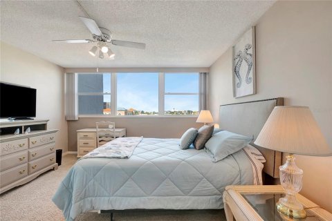 Copropriété à louer à Treasure Island, Floride: 2 chambres, 121.52 m2 № 2408200 - photo 22