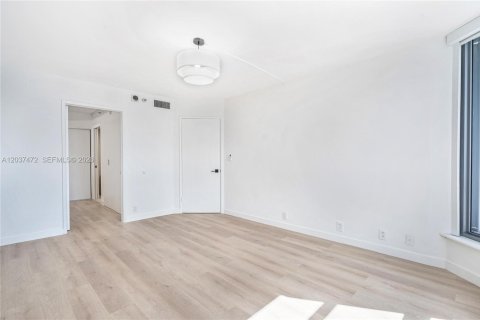 Copropriété à louer à Aventura, Floride: 2 chambres, 109.72 m2 № 2154226 - photo 14