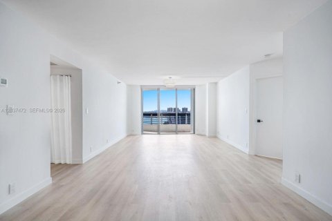 Copropriété à louer à Aventura, Floride: 2 chambres, 109.72 m2 № 2154226 - photo 3