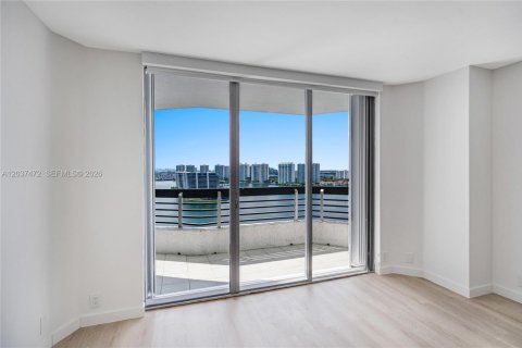 Copropriété à louer à Aventura, Floride: 2 chambres, 109.72 m2 № 2154226 - photo 19