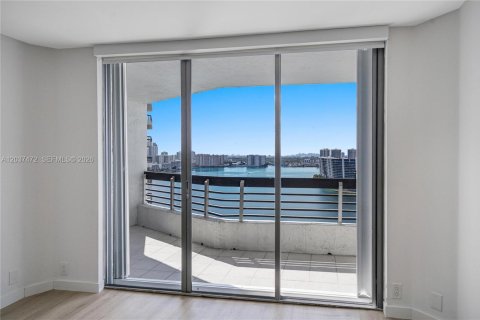 Copropriété à louer à Aventura, Floride: 2 chambres, 109.72 m2 № 2154226 - photo 20