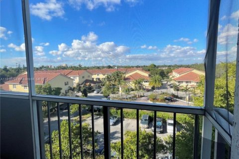 Снять в аренду кондоминиум в Майами, Флорида 1 спальня, 60.67м2, № 1775259 - фото 15