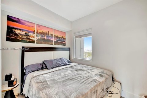 Condo in Miami, Florida, 2 bedrooms  № 1936405 - photo 28