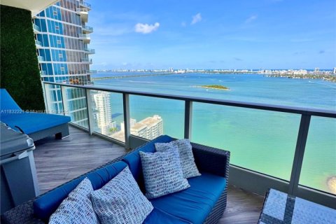 Condo in Miami, Florida, 2 bedrooms  № 1936405 - photo 19