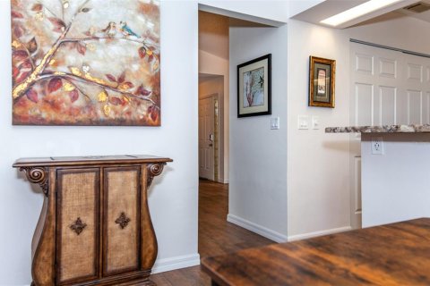 Condo in Venice, Florida, 2 bedrooms № 2233518 - photo 21