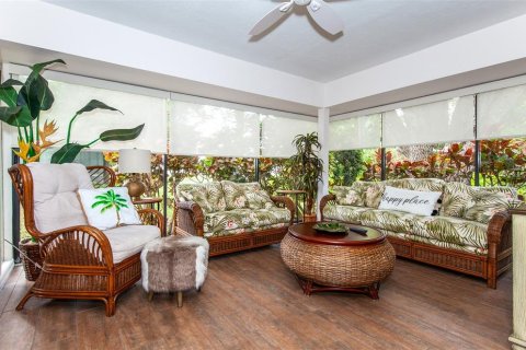 Condo in Venice, Florida, 2 bedrooms № 2233518 - photo 23