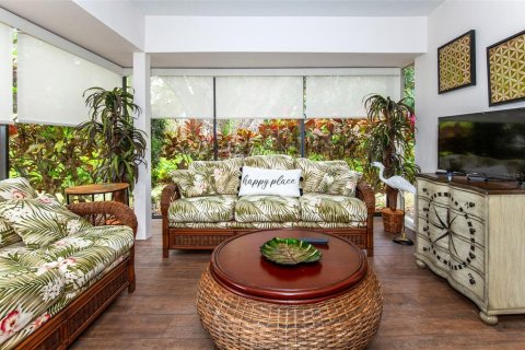 Condo in Venice, Florida, 2 bedrooms № 2233518 - photo 24