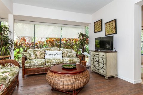 Condo in Venice, Florida, 2 bedrooms № 2233518 - photo 26
