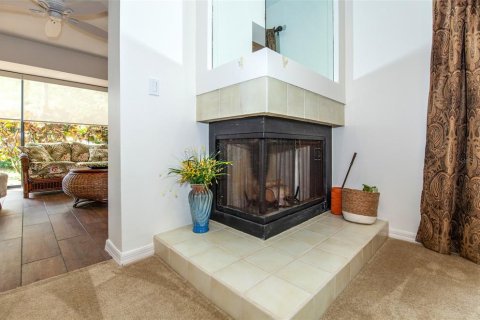 Condo in Venice, Florida, 2 bedrooms № 2233518 - photo 12