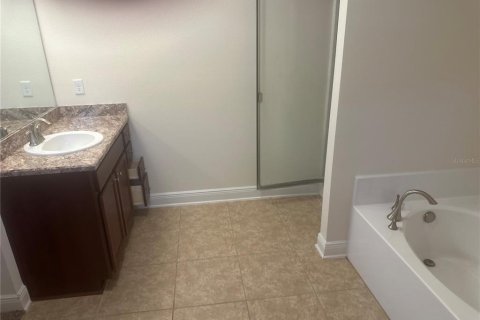 Casa en venta en Leesburg, Florida, 3 dormitorios, 189.06 m2 № 1918211 - foto 30