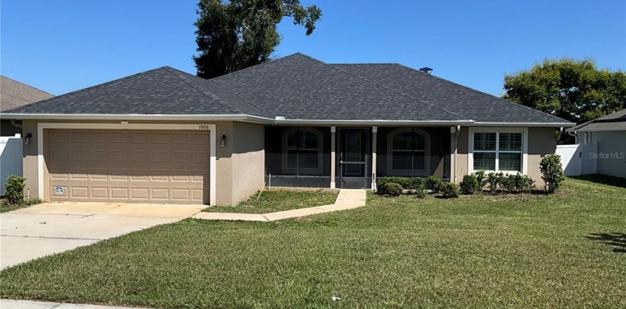 Casa en Leesburg, Florida 3 dormitorios, 189.06 m2 № 1918211