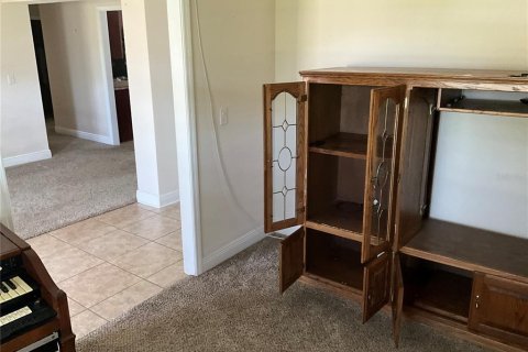 House in Leesburg, Florida 3 bedrooms, 189.06 sq.m. № 1918211 - photo 6