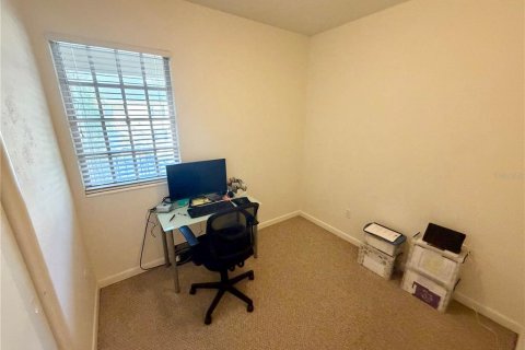 Condo in Lakeland, Florida, 2 bedrooms № 2219255 - photo 24