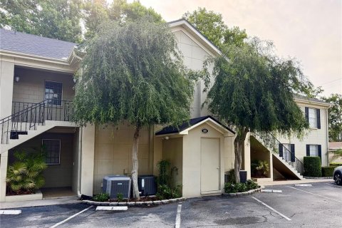 Condo in Lakeland, Florida, 2 bedrooms № 2219255 - photo 2