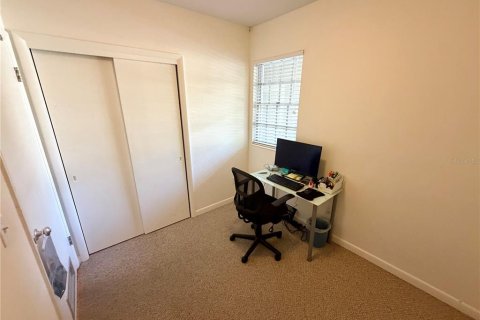 Condo in Lakeland, Florida, 2 bedrooms № 2219255 - photo 25