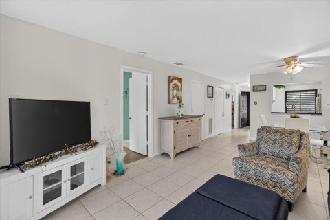 Copropriété à vendre à Tarpon Springs, Floride: 2 chambres, 98.94 m2 № 2413768 - photo 18