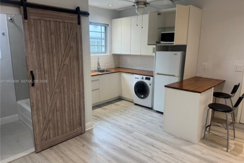 Купить кондоминиум в Майами-Бич, Флорида 1 спальня, 39.02м2, № 2024219 - фото 6