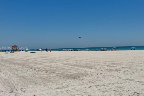 Condominio en venta en Miami Beach, Florida, 1 dormitorio, 39.02 m2 № 2024219 - foto 23