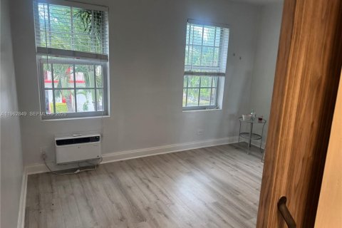 Купить кондоминиум в Майами-Бич, Флорида 1 спальня, 39.02м2, № 2024219 - фото 21