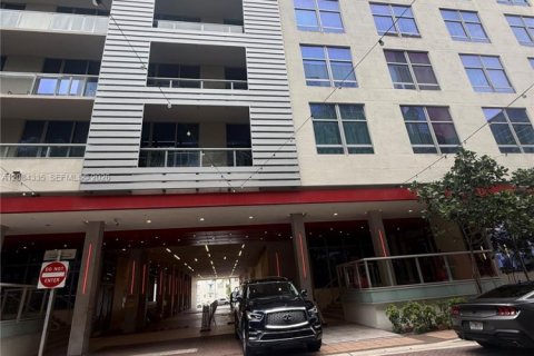 Copropriété à vendre à Hollywood, Floride: 1 chambre, 56.48 m2 № 2392503 - photo 18