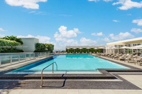 Copropriété à vendre à Hollywood, Floride: 1 chambre, 56.48 m2 № 2392503 - photo 6