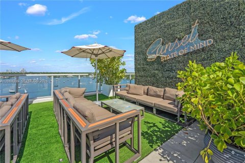 Copropriété à vendre à Hollywood, Floride: 1 chambre, 56.48 m2 № 2392503 - photo 17