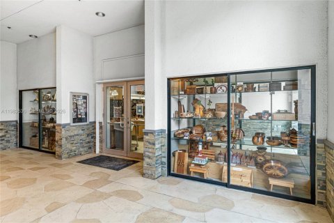 Condo in Coconut Creek, Florida, 2 bedrooms  № 2053098 - photo 28