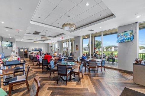 Condo in Coconut Creek, Florida, 2 bedrooms  № 2053098 - photo 26