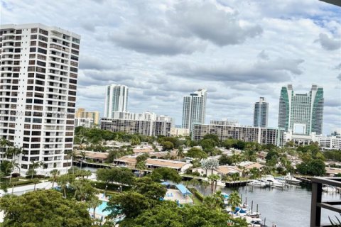 Снять в аренду кондоминиум в Халландейл-Бич, Флорида 1 спальня, 76.92м2, № 1966169 - фото 8
