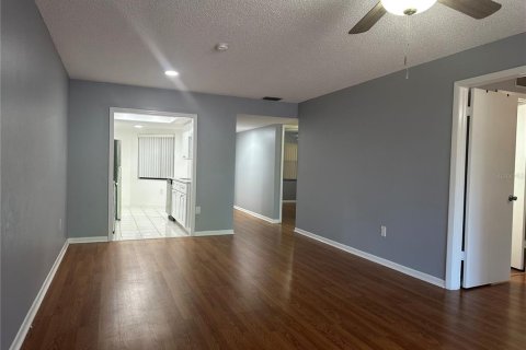 Copropriété à louer à Clearwater, Floride: 2 chambres, 92.44 m2 № 2196965 - photo 4