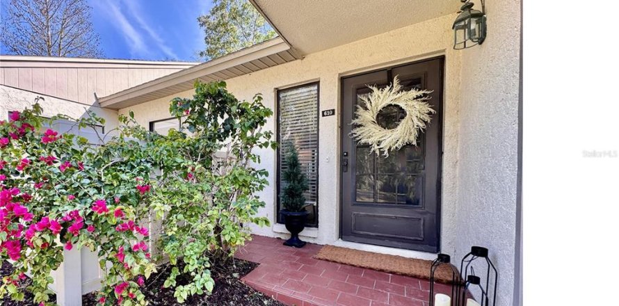 House in Oldsmar, Florida 2 bedrooms, 128.21 sq.m. № 1732852