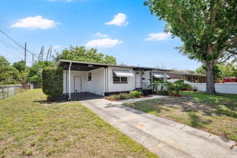 House in Orlando, Florida 3 bedrooms, 143.26 sq.m. № 2213205 - photo 3