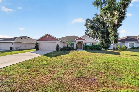 House in Ocala, Florida 4 bedrooms, 213.68 sq.m. № 2394345 - photo 3