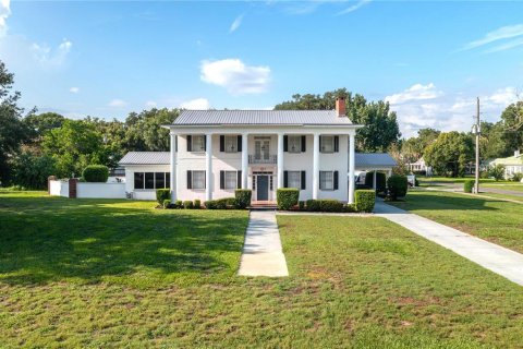 House in Fort Meade, Florida 4 bedrooms, 478.35 sq.m. № 2266717