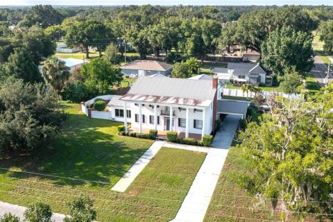 House in Fort Meade, Florida 4 bedrooms, 478.35 sq.m. № 2266717 - photo 3