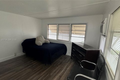 Apartamento en alquiler en Hallandale Beach, Florida, 1 dormitorio, 51.1 m2 № 2054367 - foto 3