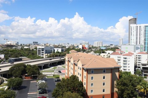 Condominio en venta en Miami, Florida, 1 dormitorio, 63.36 m2 № 1754289 - foto 29