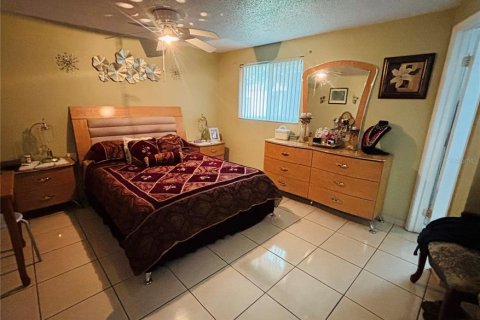 Casa en venta en Pinellas Park, Florida, 2 dormitorios, 100.89 m2 № 1909722 - foto 4