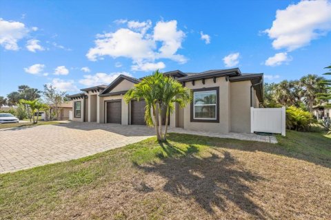 Apartment in Rotonda, Florida 3 bedrooms, 121.98 sq.m. № 1792867 - photo 27
