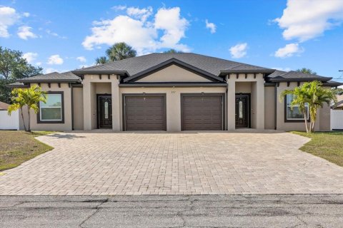 Apartment in Rotonda, Florida 3 bedrooms, 121.98 sq.m. № 1792867 - photo 2