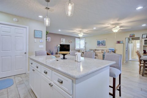 House in Lake Placid, Florida 3 bedrooms, 142.51 sq.m. № 2218448 - photo 11