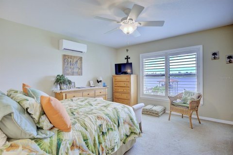 House in Lake Placid, Florida 3 bedrooms, 142.51 sq.m. № 2218448 - photo 19