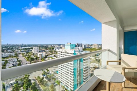 Condominio en venta en Fort Lauderdale, Florida, 1 dormitorio, 67.91 m2 № 2033435 - foto 30