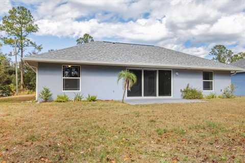 House in North Port, Florida 3 bedrooms, 135.54 sq.m. № 2151167 - photo 28